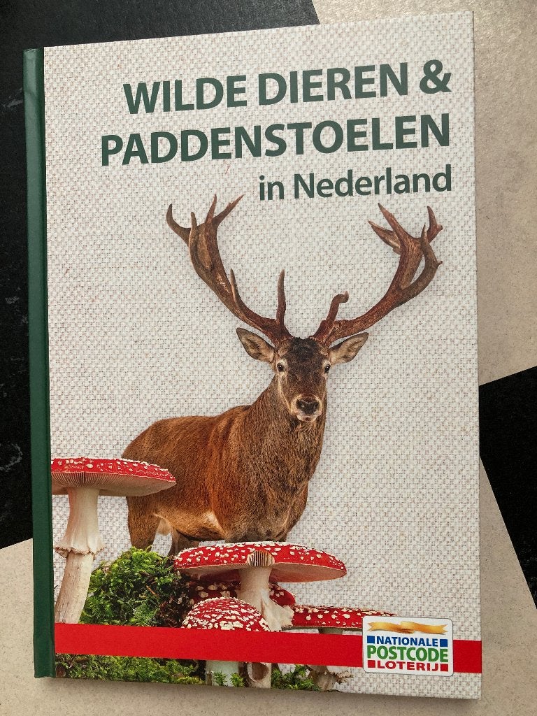 Wilde dieren & paddenstoelen in Nederland, Ophalen of Verzenden, Zo goed als nieuw, Natuur algemeen