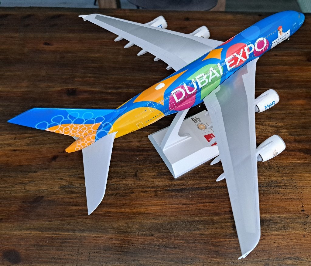 Emirates Airbus A380-861, Ophalen of Verzenden, Zo goed als nieuw, Schaalmodel