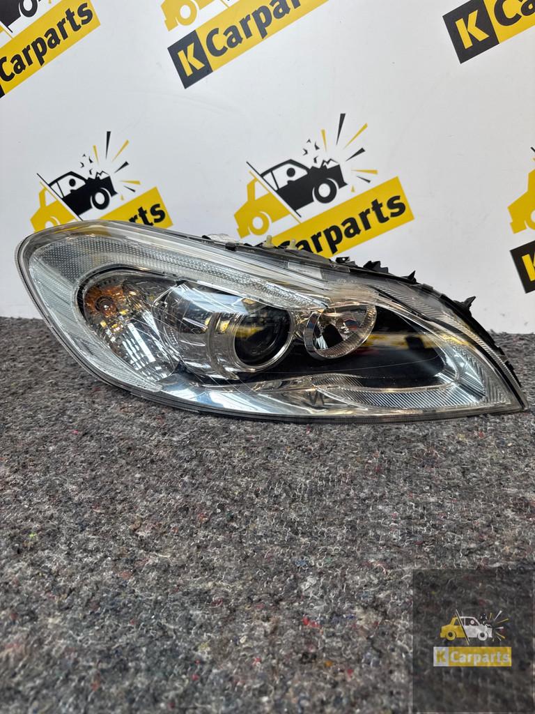 Volvo c70 Koplamp rechts voor origineel 31299753 Lamp, Gebruikt, Gunnar Engellaus vag 8
405 31  Gothenburg, SE, Info@volvocars.com