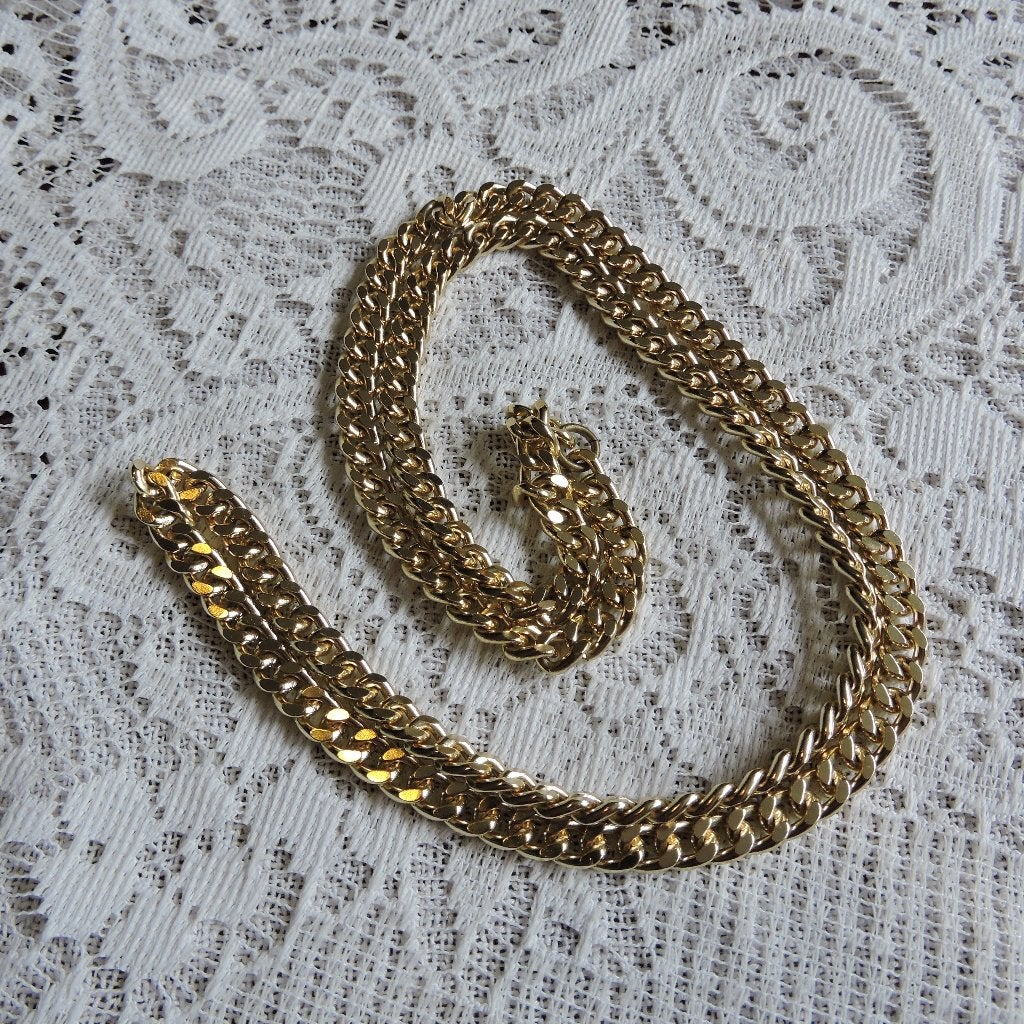 Lange Cubaanse schakel ketting 26 gram goudkleurig 45 cm, Ophalen of Verzenden, Zo goed als nieuw, Goud, Overige materialen