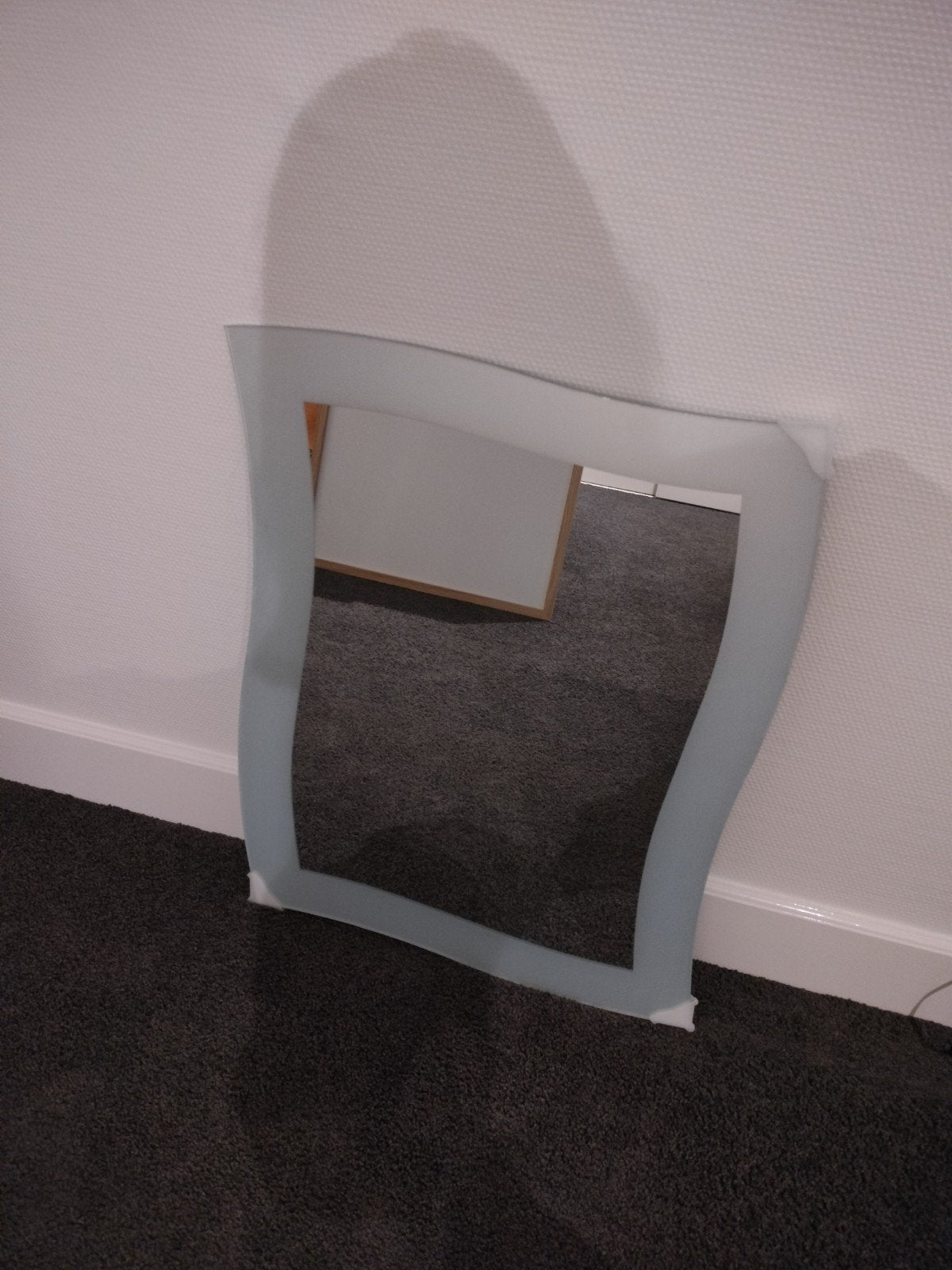 Decoratieve spiegel met golvende rand - 75x57 cm, Huis en Inrichting, Ophalen
