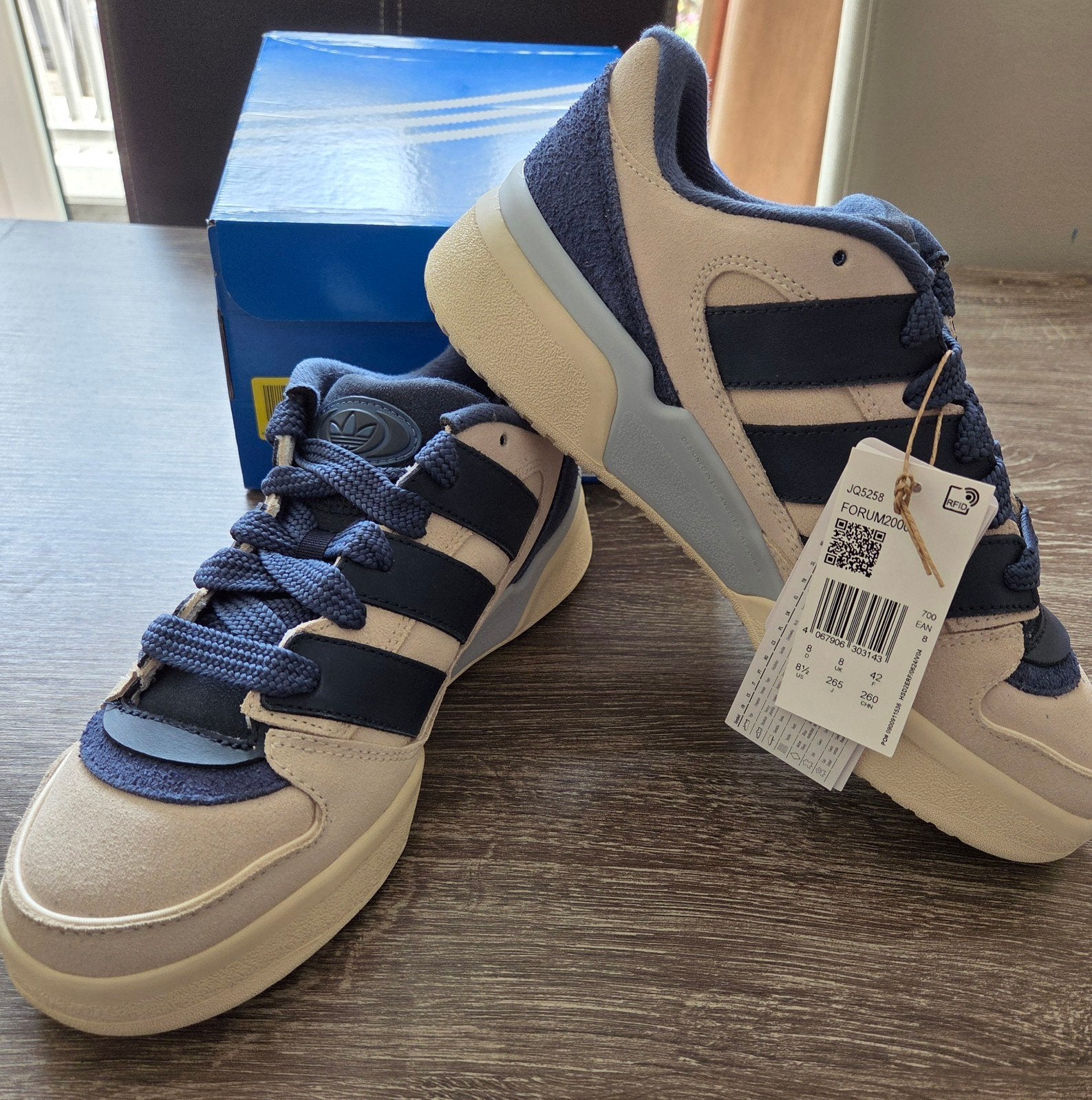 Adidas sneakers Forum 2000 Wonder White - Maat 42 - nieuw, Wit, Nieuw, Ophalen of Verzenden, Sneakers of Gympen
