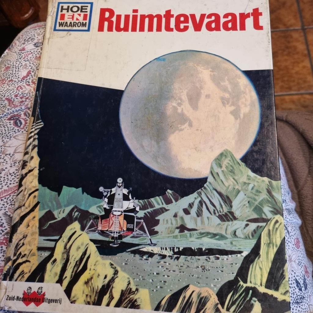 Hoe en Waarom Ruimtevaart boek, Ophalen of Verzenden, Gelezen, Non-fictie
