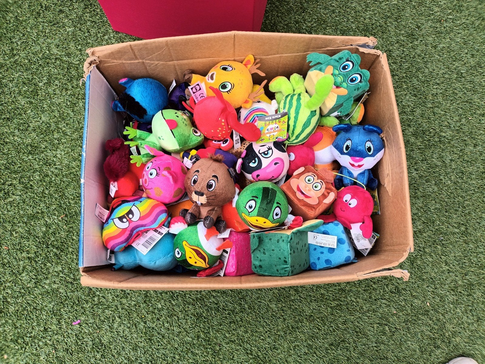 Grote doos vol Lidl knuffels - Diverse dieren, Meerkleurig, Klein (minder dan 20 cm), Ophalen, Lidl