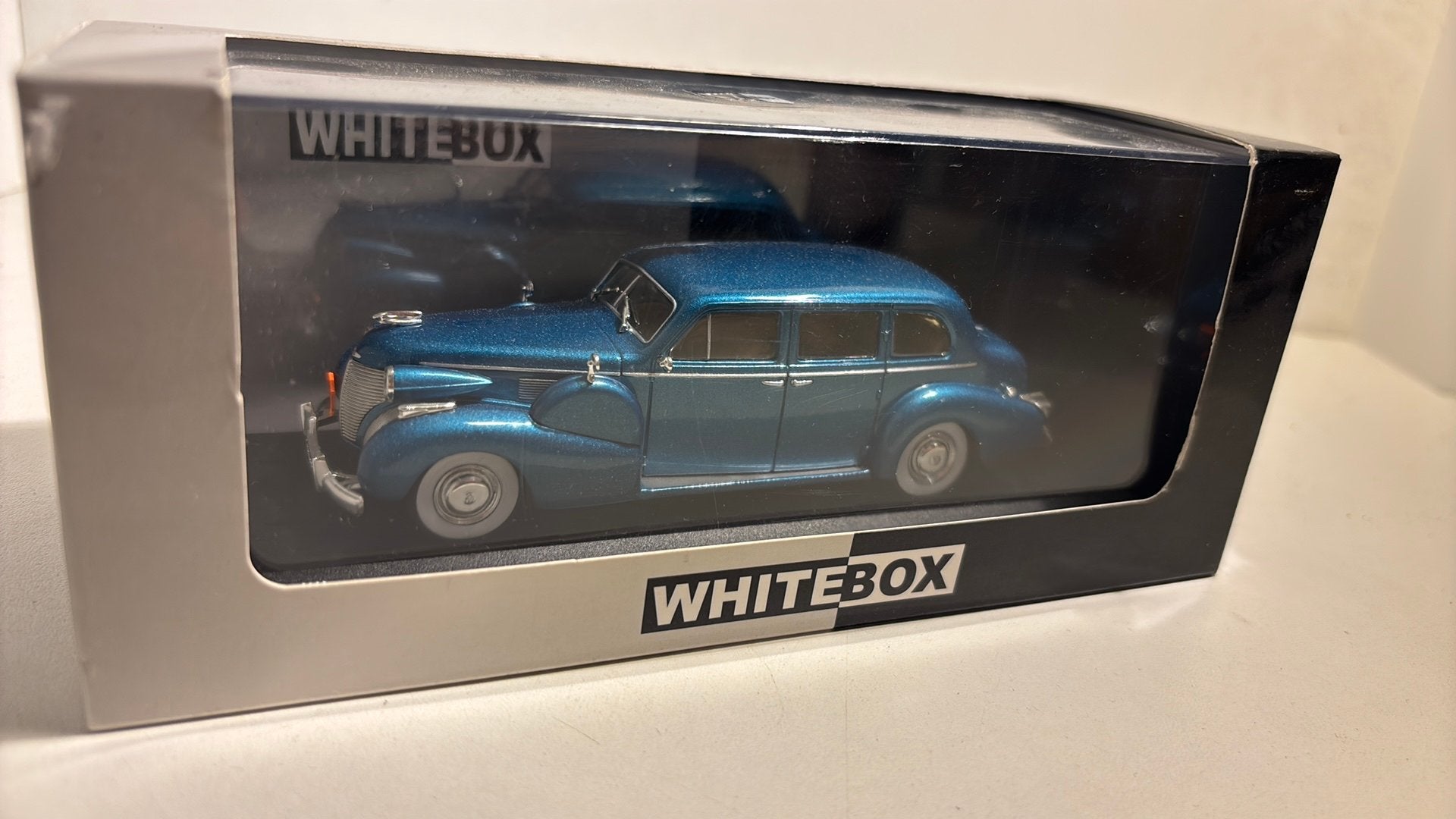 Cadillac series 75 Fleetwood v8 sedan 1939 whitebox 1.43, Ophalen of Verzenden, A, A, A