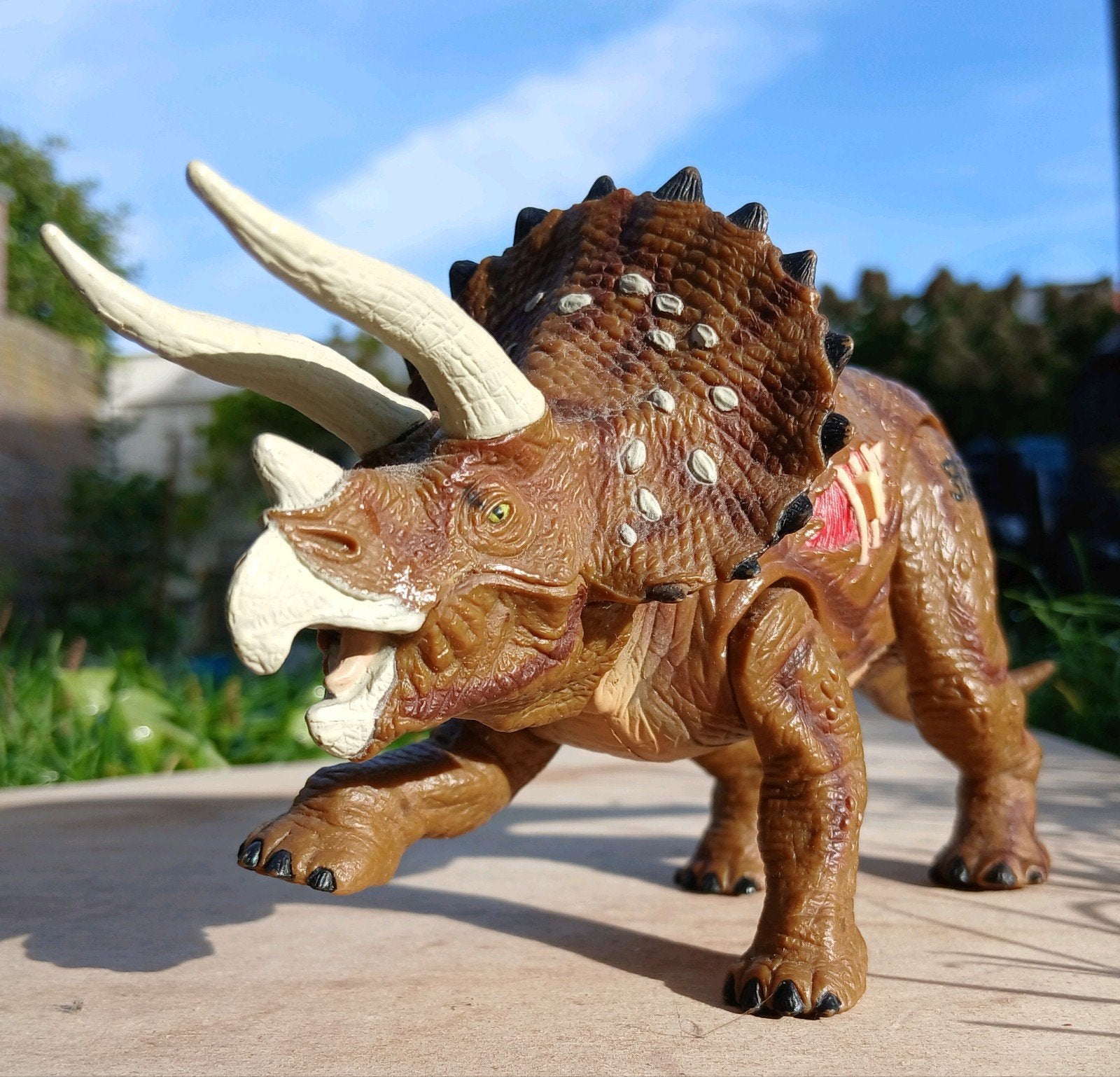 Kenner Hasbro Jurassic Park 3 Triceratops Re-ak A-tak dino, Kinderen en Baby's, Ophalen of Verzenden, Zo goed als nieuw