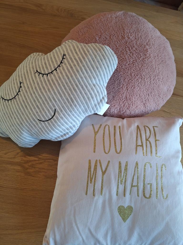 Leuke set van 3 wasbare kussens: wolk, fluffy en glitter, Ophalen of Verzenden, Gebruikt, Grijs, Rechthoekig