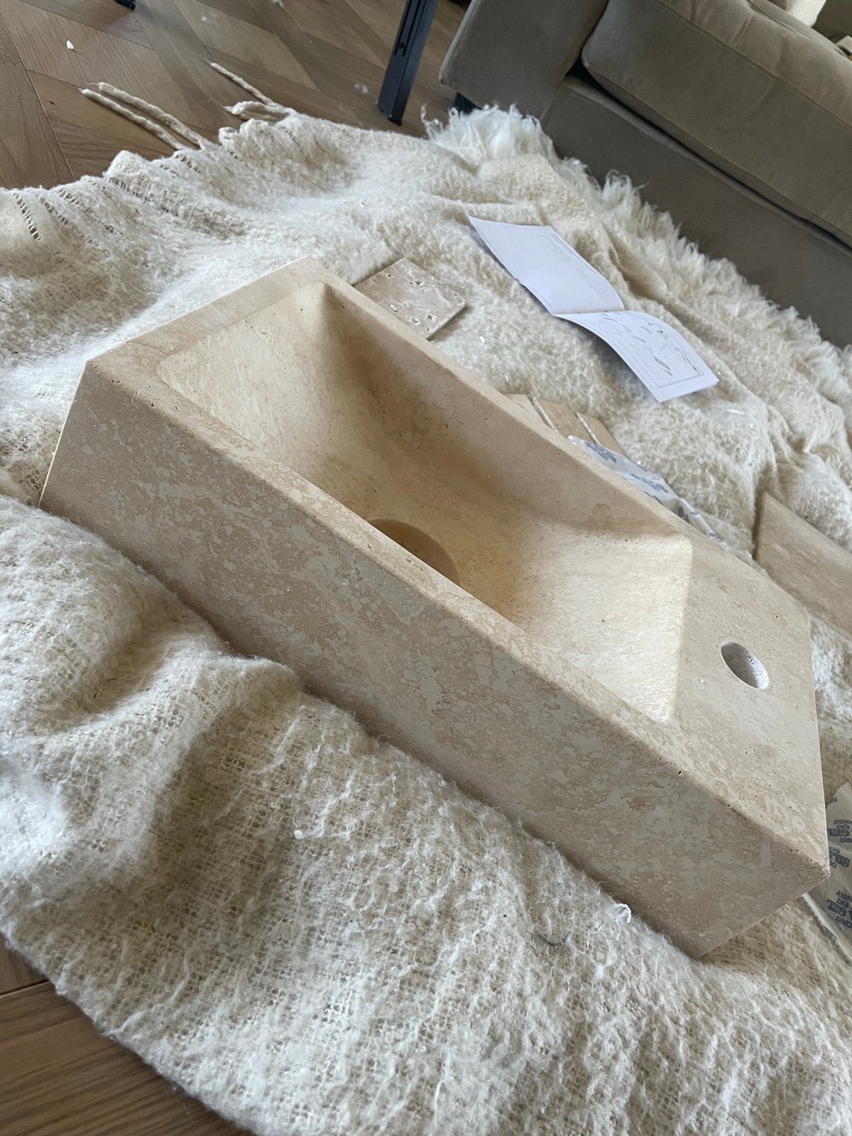 Nieuw Travertin wasbakje zonder afvoerplug 39x22x10cm, Ophalen of Verzenden, Nieuw, Steen, Wastafel