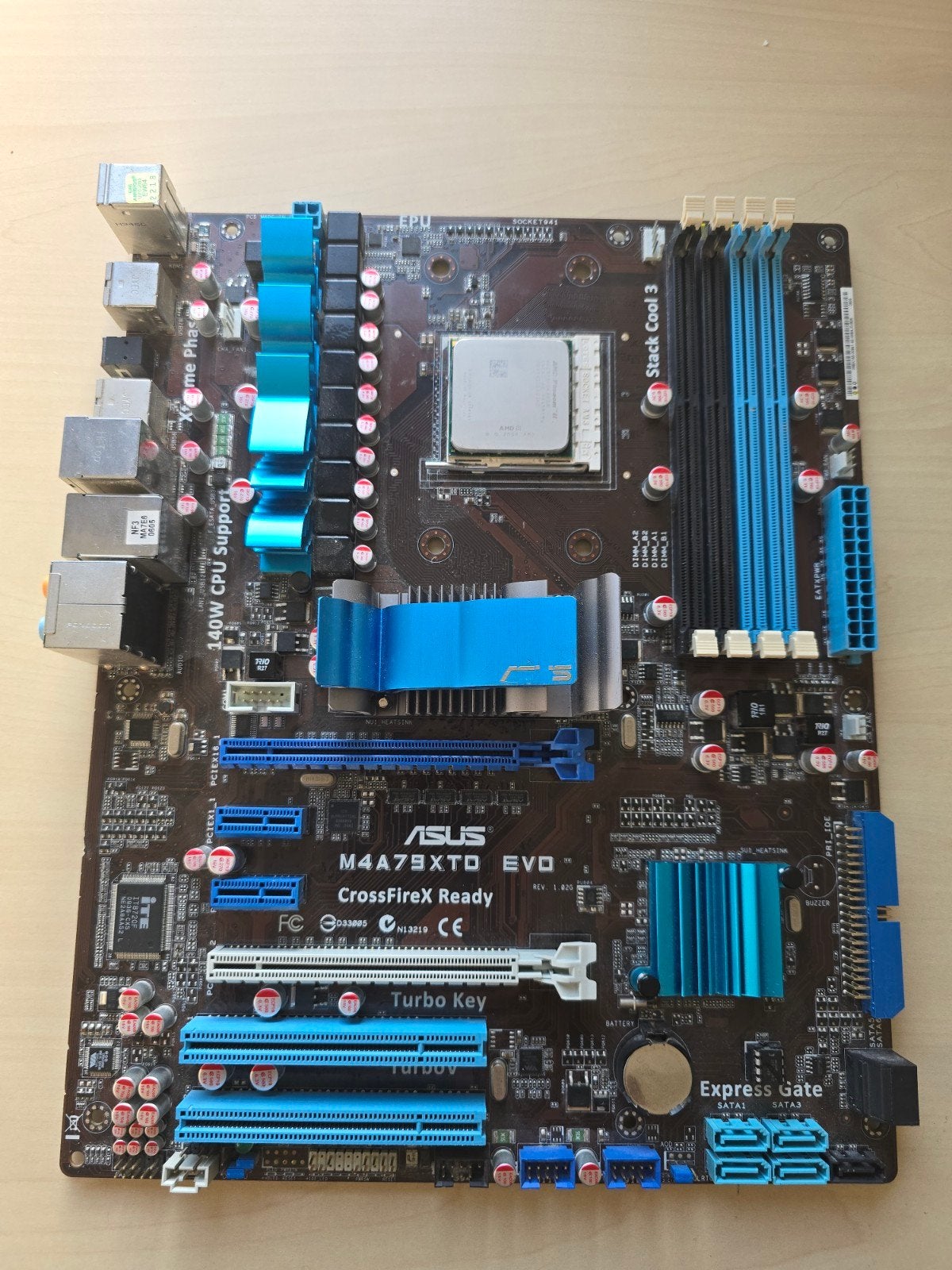 ASUS M4A79XTD EVO Moederbord met AMD Phenom II X4 955, Computers en Software, Gebruikt, DDR3, Ophalen of Verzenden, ATX