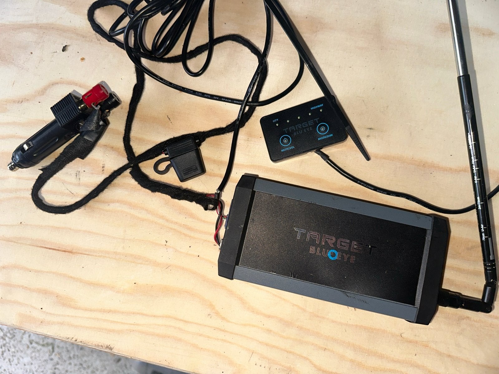 Target Blu Eye compleet - werkend - antenne + bekabeling, Auto diversen, Ophalen, Gebruikt