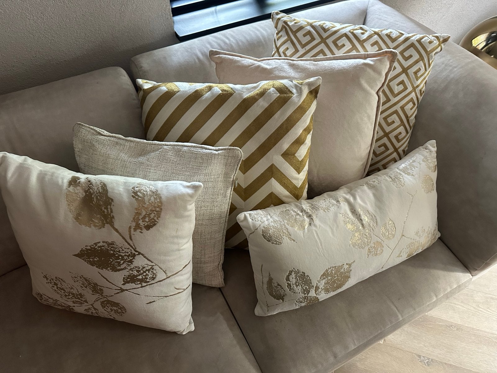 Decoratieve kussenset goud/beige, Ophalen, Zo goed als nieuw, Goud, Modern