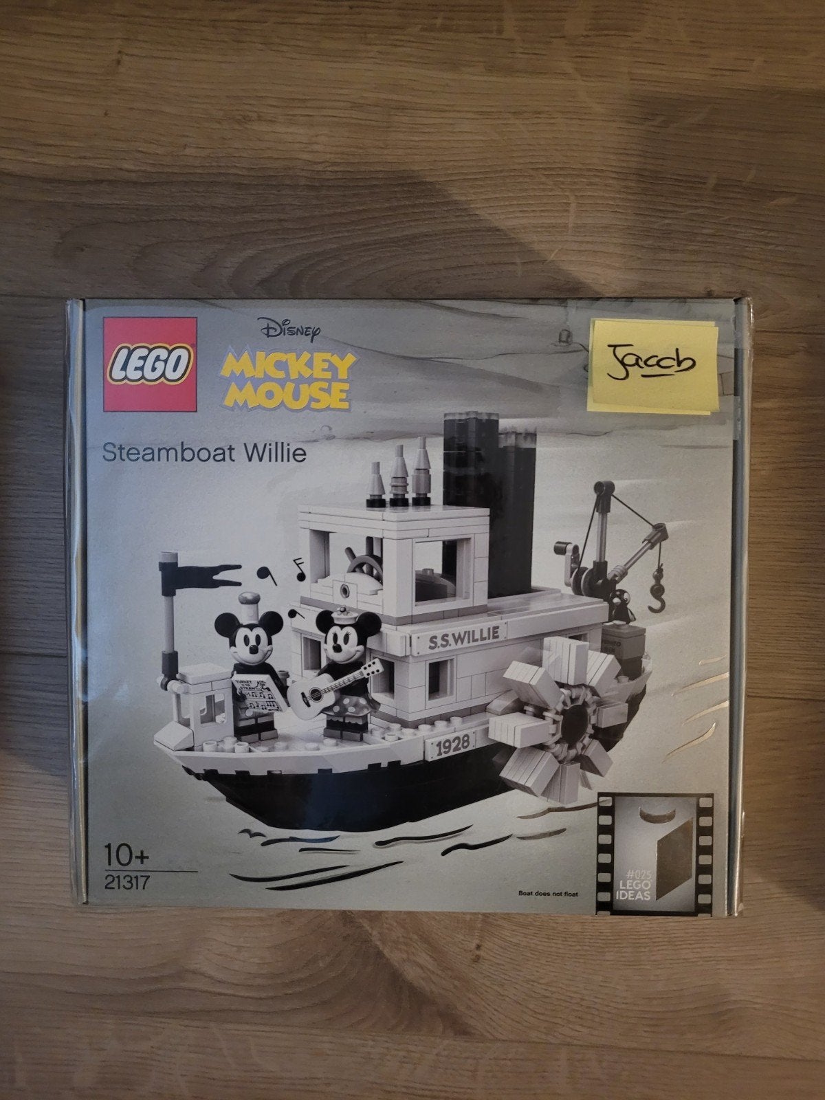 LEGO Ideas 21317 Steamboat Willie - Nieuw in doos, Ophalen of Verzenden, Nieuw, Lego