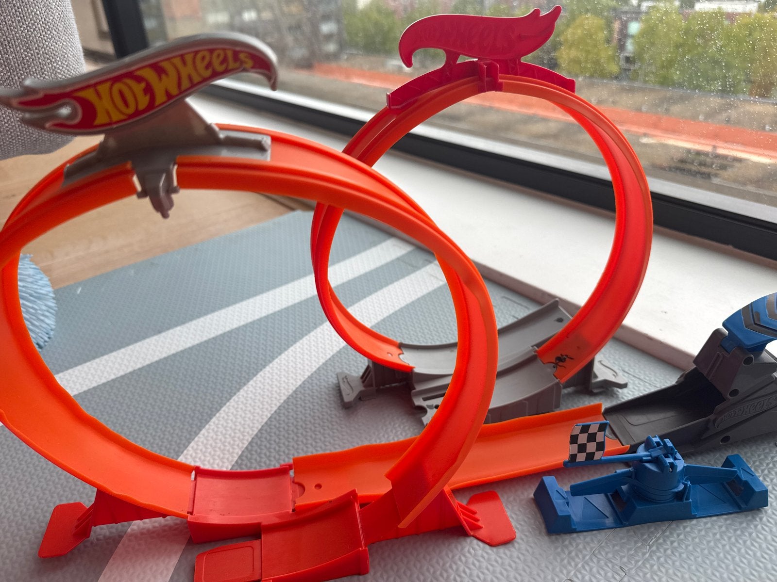Hot Wheels Racebaan met Looping en Lanceerder, Kinderen en Baby's, Ophalen of Verzenden, Met looping, Racebaan, Gebruikt