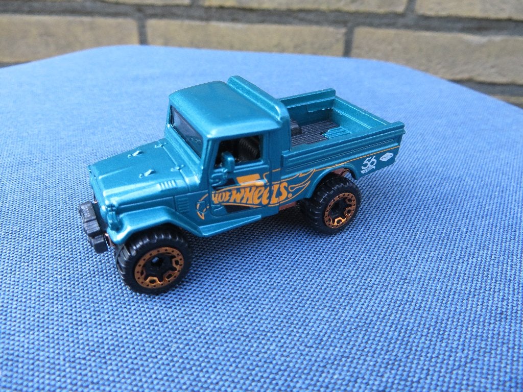 Hotwheels Toyota Landcruiser pickup SPECIAL , Ophalen of Verzenden, Nieuw, Auto