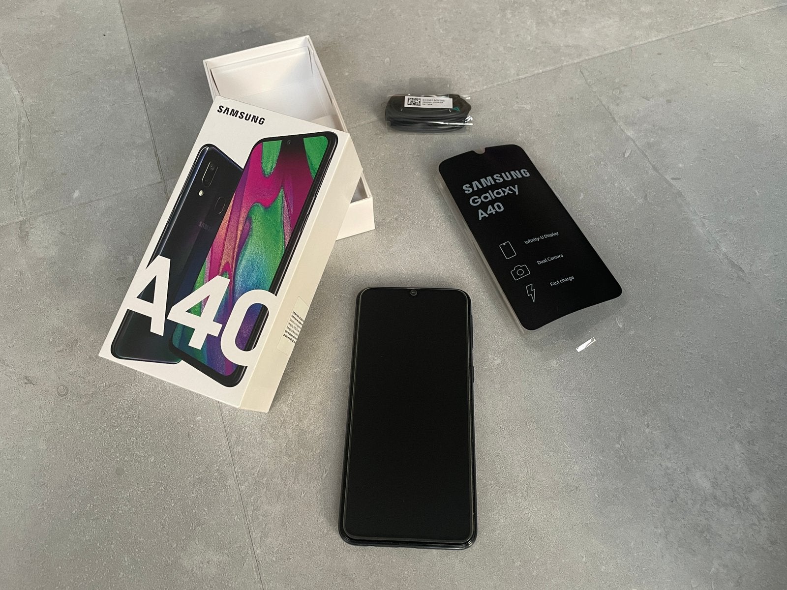 Mooie goed werkende Samsung A40, Ophalen of Verzenden, Zo goed als nieuw, Zonder simlock, Android OS