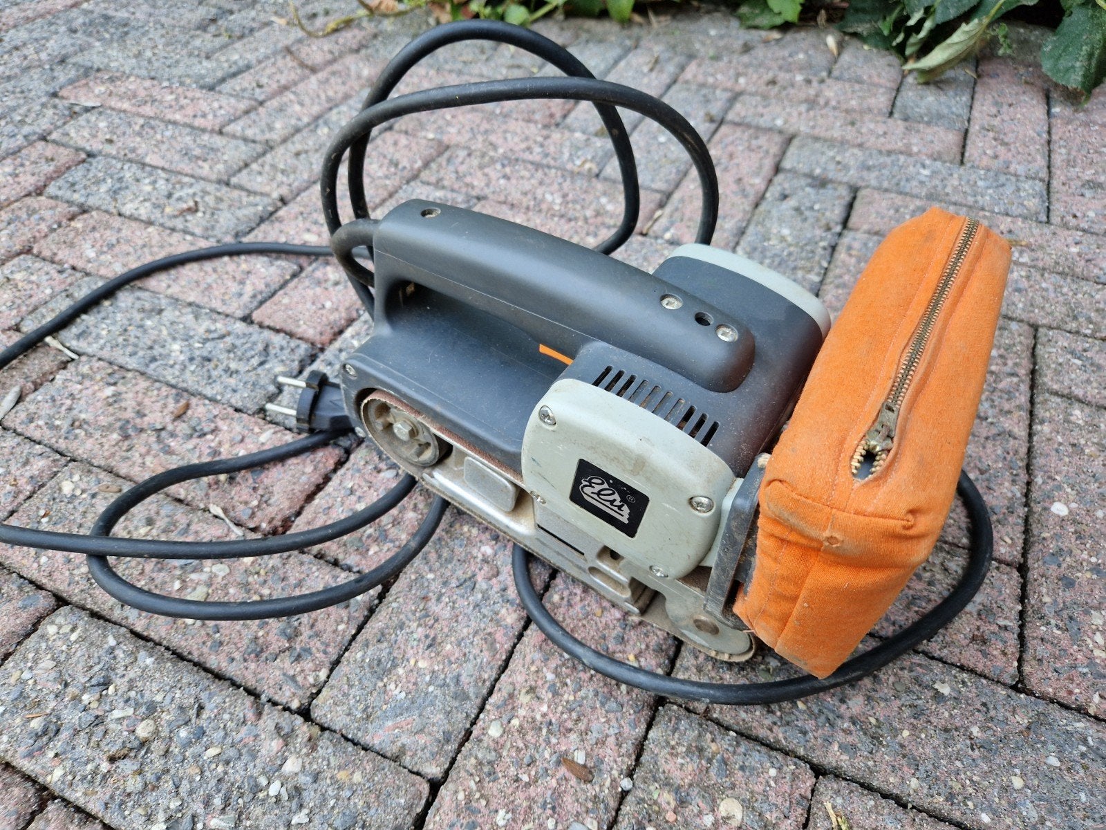 Elu Bandschuurmachine met Stofzak, Ophalen, Gebruikt, Minder dan 600 watt, Bandschuurmachine