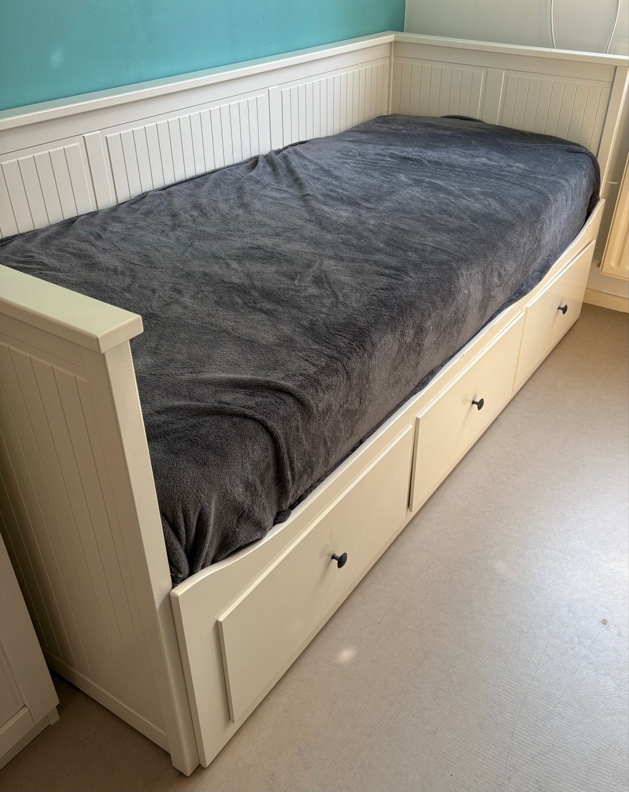 Ikea Hemnes bedbank/uitschuifbed met opberglades, Ophalen, Gebruikt, Wit, Tweepersoons