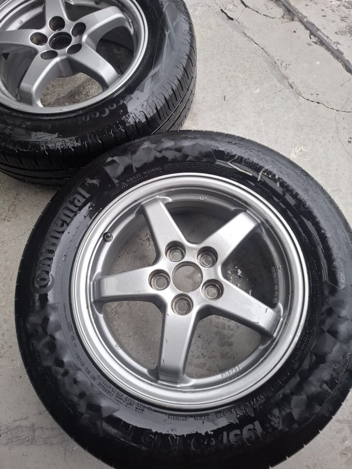 Continental 195/65 R15 H zomerbanden met velgen, Auto-onderdelen, Banden en Velgen, Ophalen, Gebruikt, 15 inch, Banden en Velgen