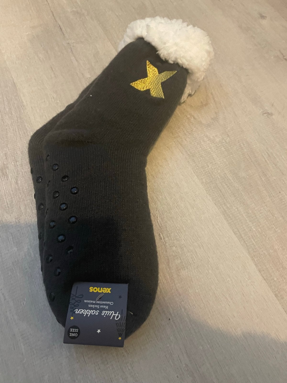 Nieuwe Xenos huis sokken met antislip en bontrand, Ophalen of Verzenden, Nieuw, Grijs, Textiel
