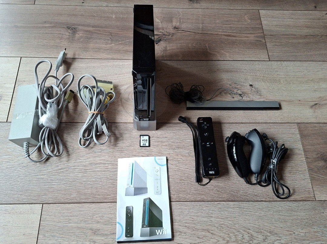NINTENDO Wii zwart+accessoires, Spelcomputers en Games, Ophalen of Verzenden, Gebruikt, Met 1 controller
