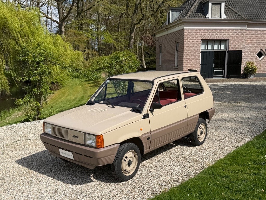 Fiat PANDA Type 30 perfect gerestaureerd NIEUWSTAAT, Auto's, Overige kleuren, Bedrijf, Handgeschakeld, 600 cc