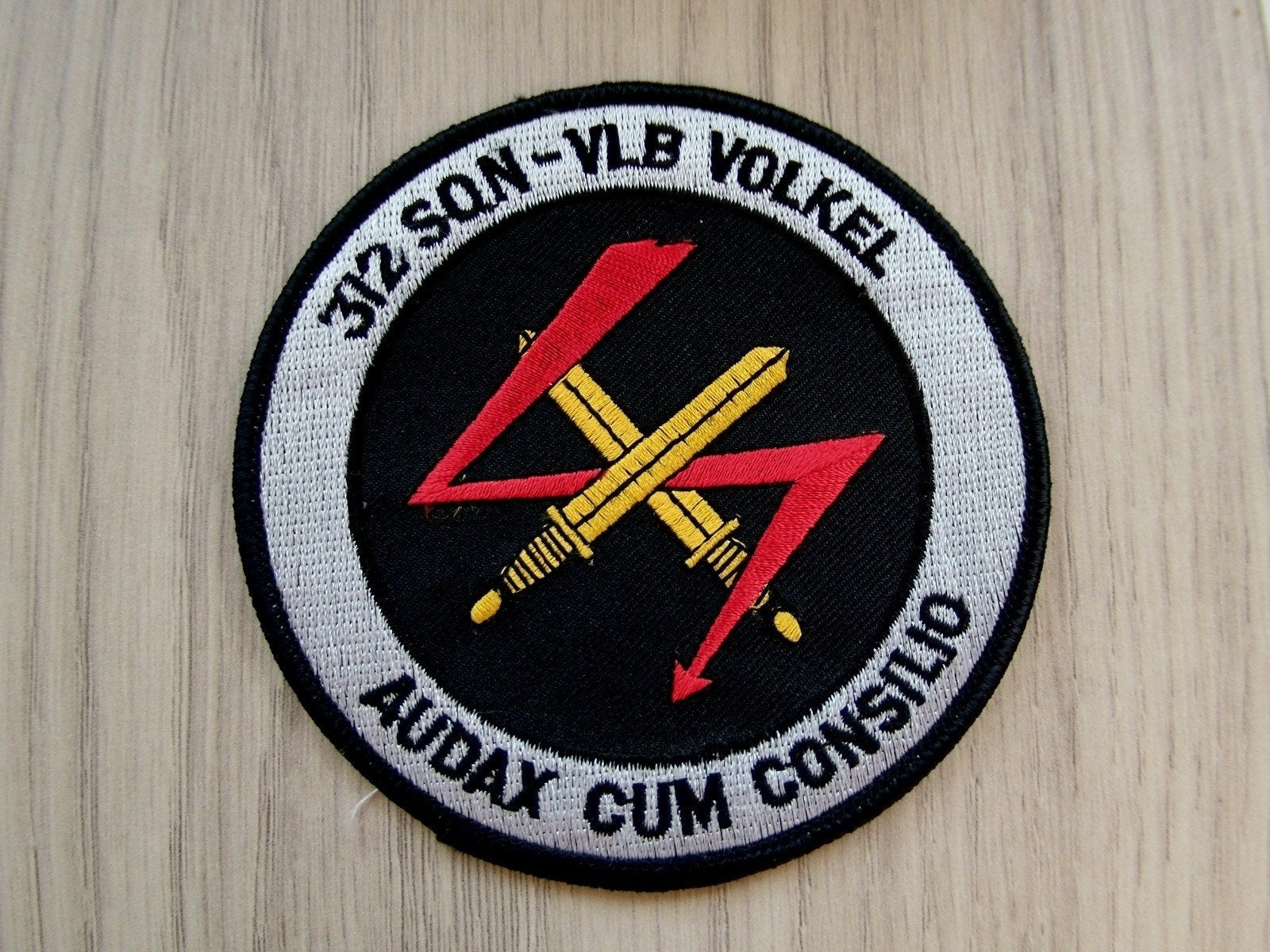 Patch RNLAF 313 Squadron Vliegbasis Volkel, Verzenden, Luchtmacht, Nederland, Embleem of Badge