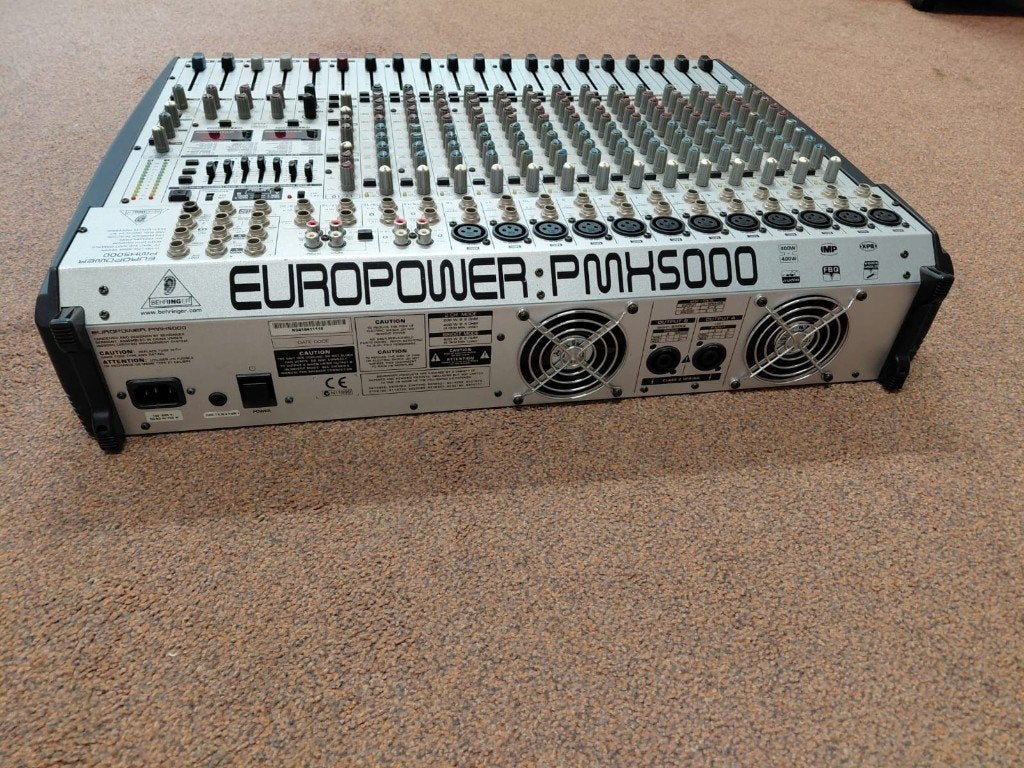 Mengpaneel Behringer (defect), Muziek en Instrumenten, Mengpanelen, Ophalen, Gebruikt, 10 tot 20 kanalen