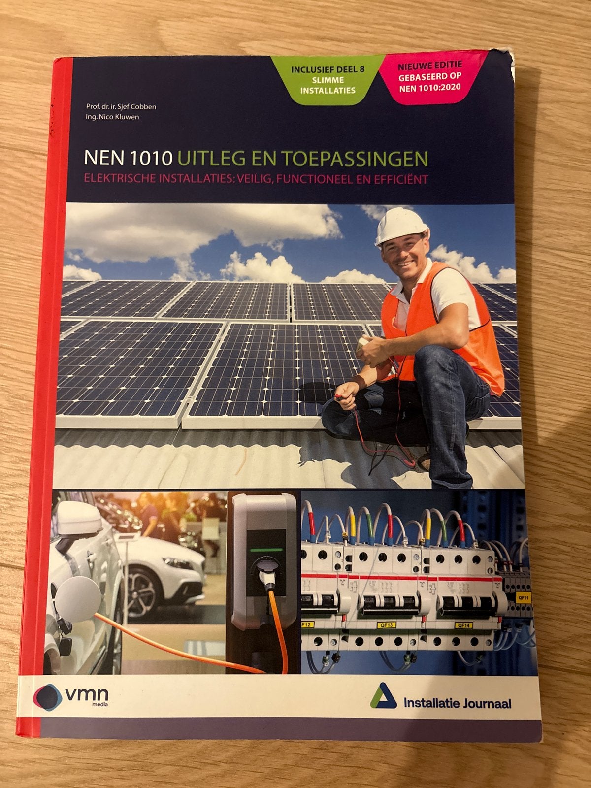 NEN 1010 Uitleg en Toepassingen - Elektrische Installaties, Boeken, Techniek, Ophalen, Zo goed als nieuw, Elektrotechniek