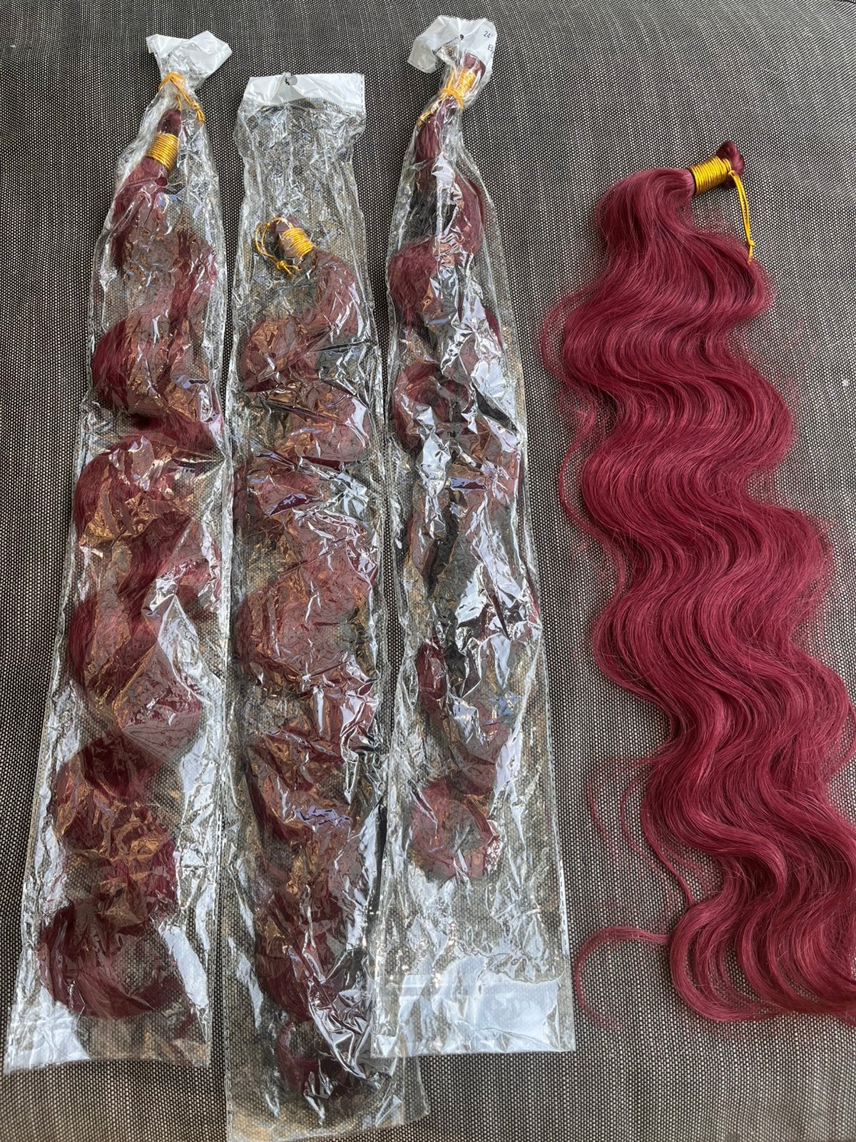 Crochet hair body wave burgundy/wijnrood ( synthetisch), Ophalen of Verzenden, Zo goed als nieuw, Pruik of Haarverlenging