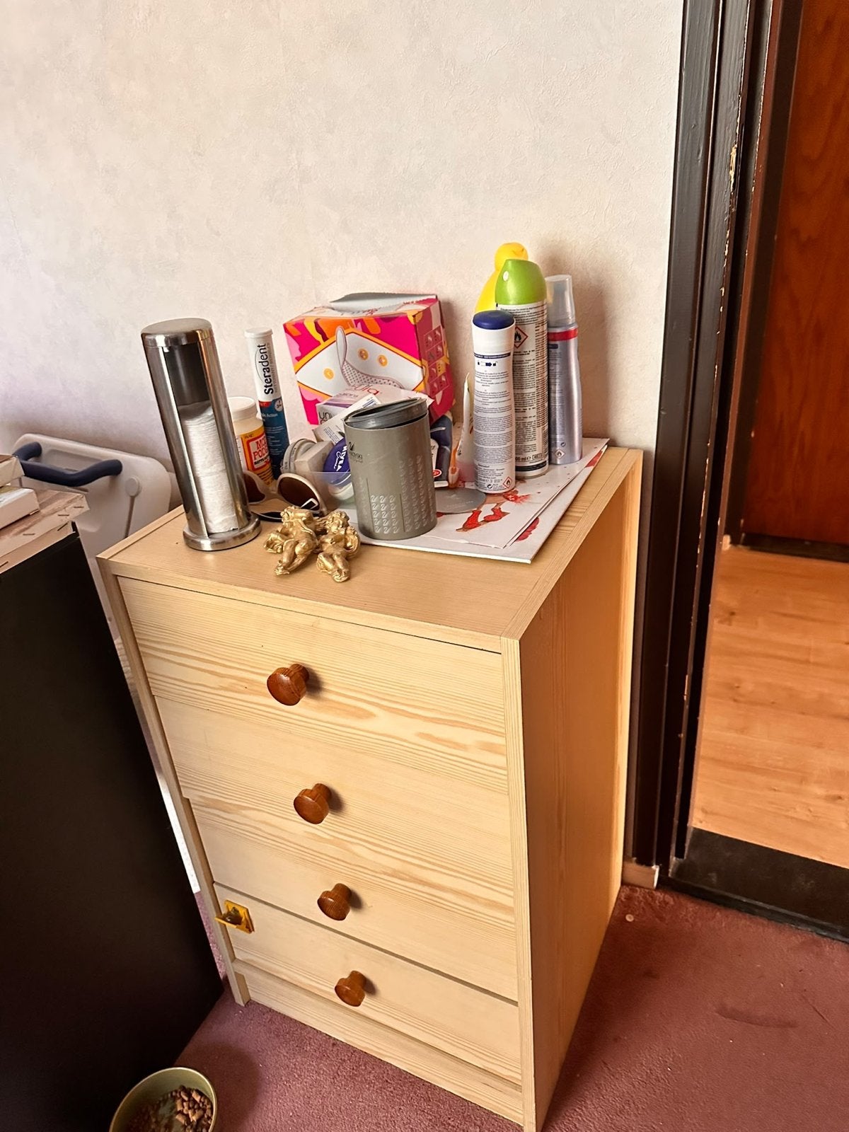 Foto 6 van Gehele inboedel meubilair gratis af te halen