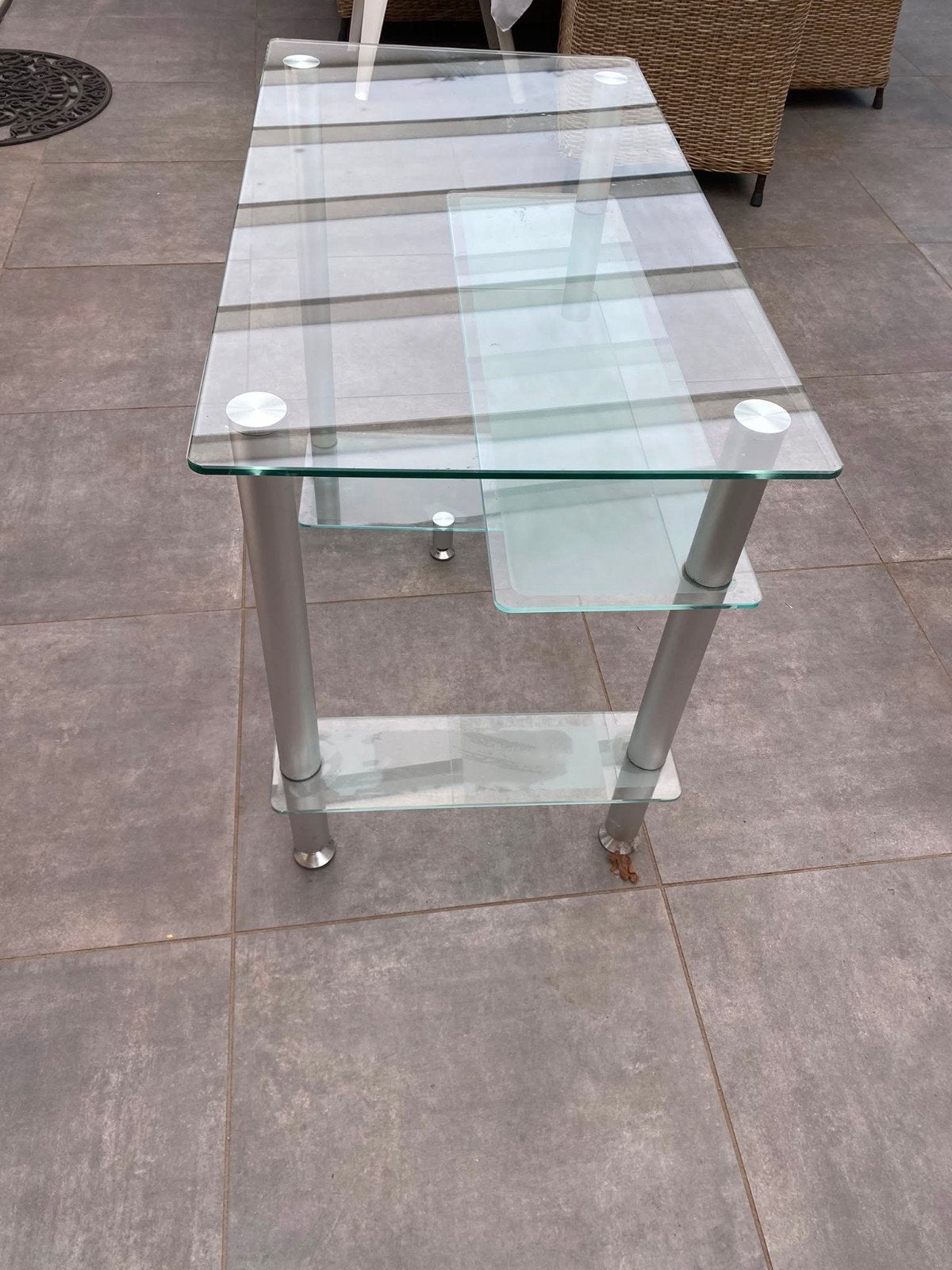 Glazen bureau, Huis en Inrichting, Tafels | Eettafels, Ophalen, Gebruikt, 100 tot 150 cm, Tot twee personen