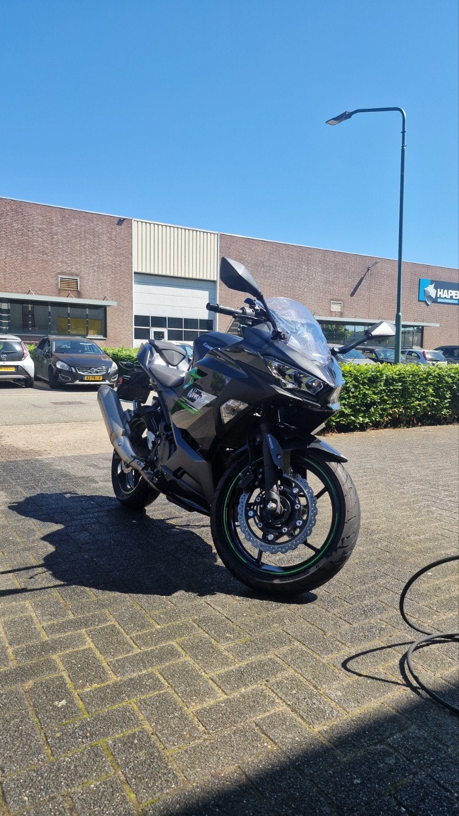 Kawasaki Ninja 400 - Bouwjaar 2023 - Zo goed als nieuw!, Motoren, Particulier, Sport