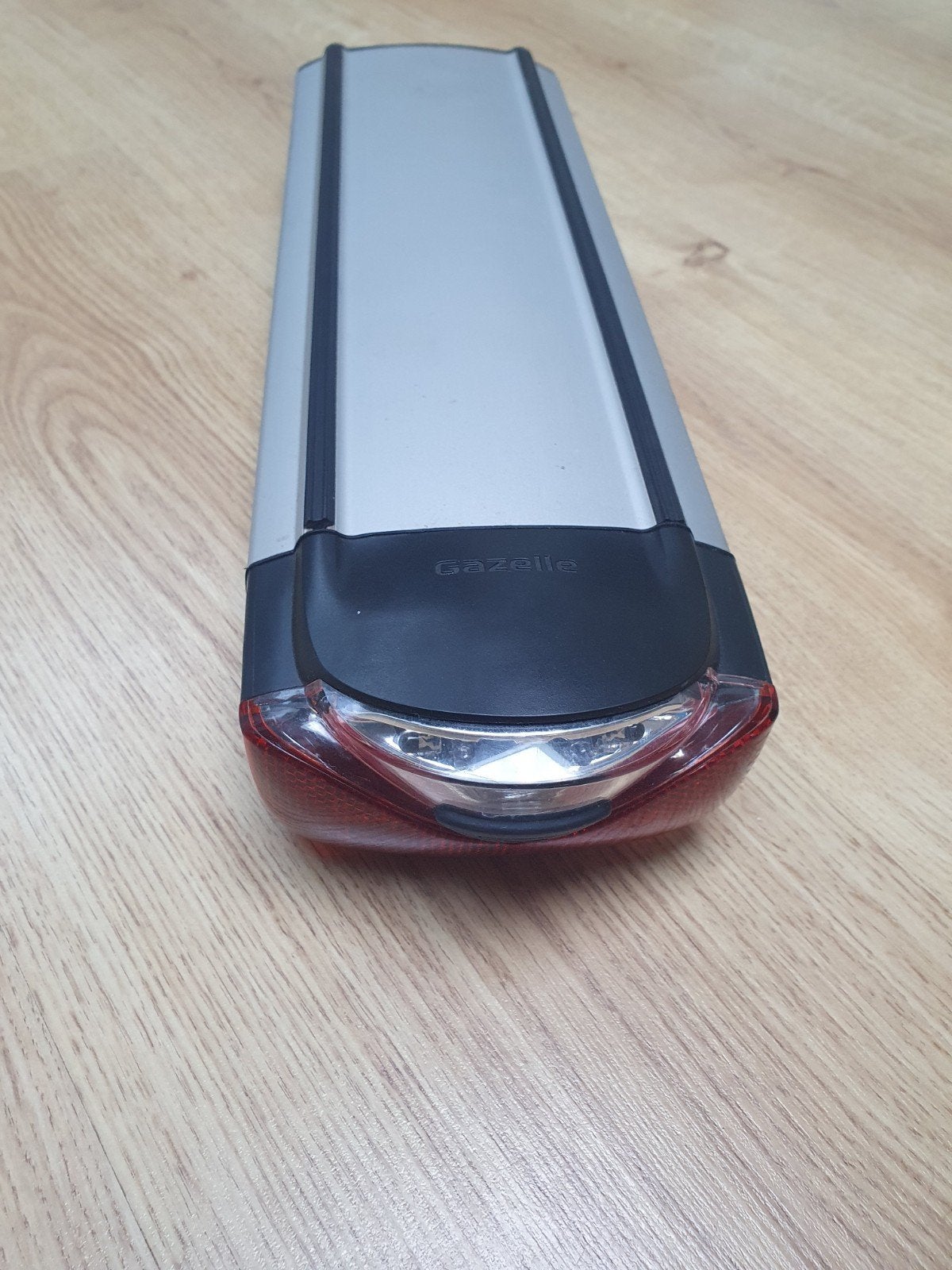 Accu gazelle innergy zilver met testrapport, Gebruikt