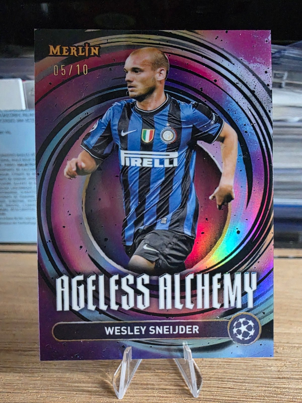 Topps Merlin Ageless Alchemy Wesley Sneijder /10, Verzamelen, Ophalen of Verzenden, Zo goed als nieuw, Buitenlandse clubs, Spelerskaart