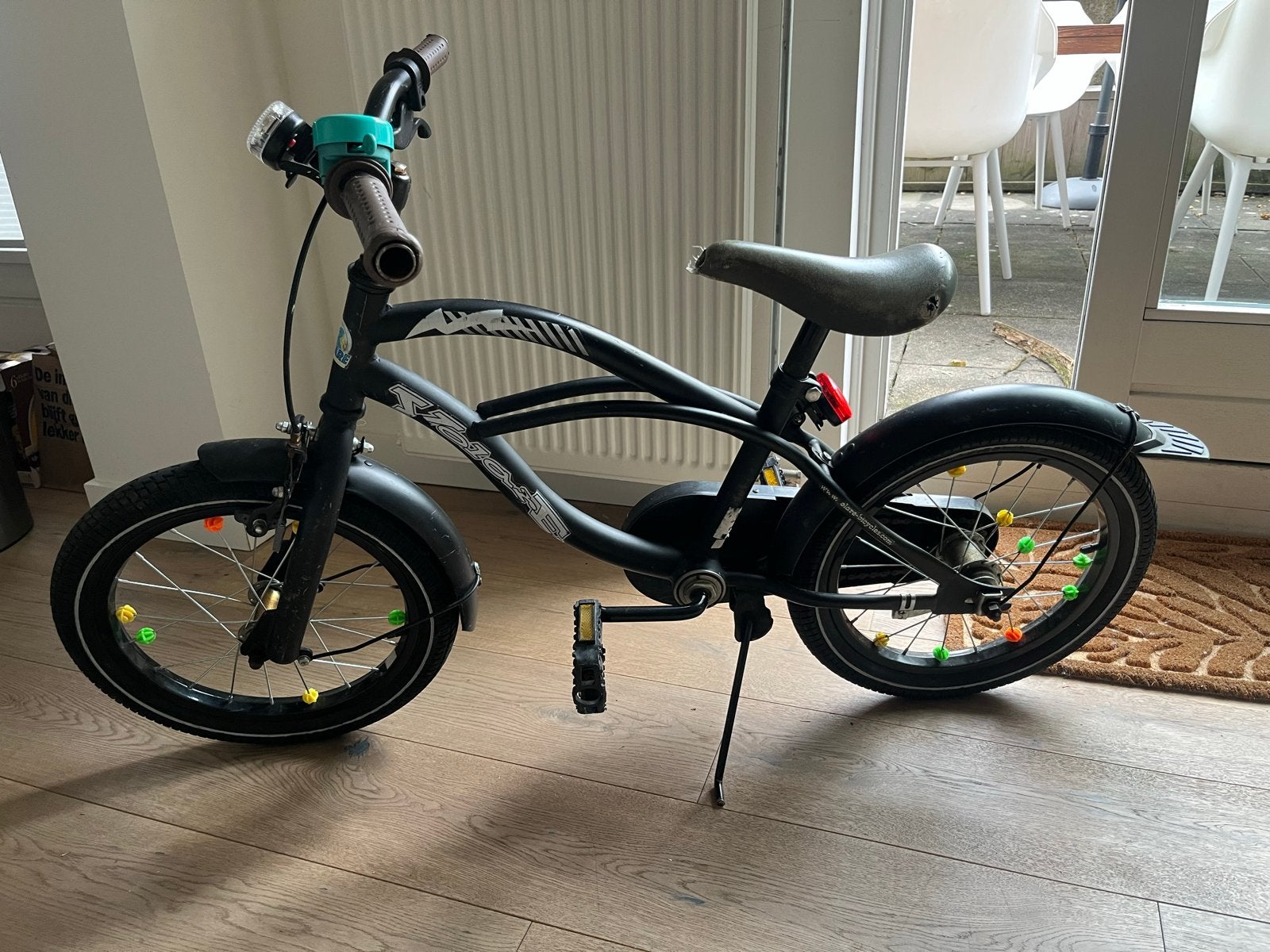 Zwarte kinderfiets met 16 inch wielen, Ophalen, Gebruikt, Velgrem, 16 tot 20 inch