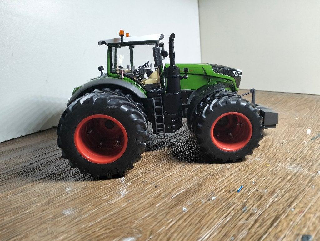 Te koop Wiking Fendt 1050 Vario Dubbellucht.(M), Ophalen of Verzenden, Zo goed als nieuw, Tractor of Landbouw, Overige merken