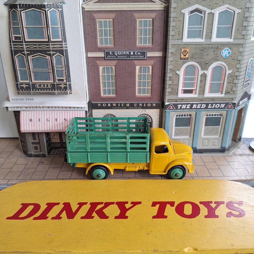 Dinky Toys Dodge Farm Produce Wagon No. 30n, Verzenden, Gebruikt, Bus of Vrachtwagen