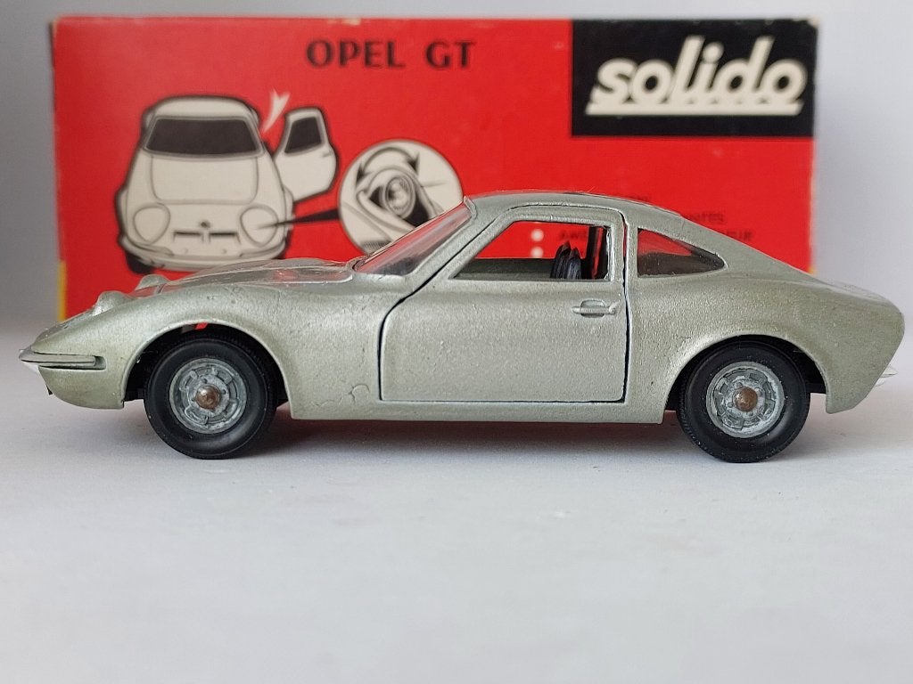 OPEL GT SOLIDO NR171 UIT 1973 DRAAIBARE KOPLAMPEN IN DOOSJE, Hobby en Vrije tijd, Modelauto's | 1:43, Ophalen of Verzenden, Nieuw
