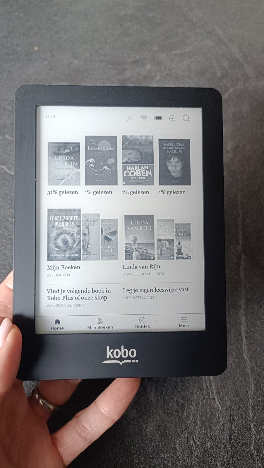 Kobo Glo e-reader, Computers en Software, E-readers, Gebruikt, 6 inch of minder, Kobo, Ophalen of Verzenden