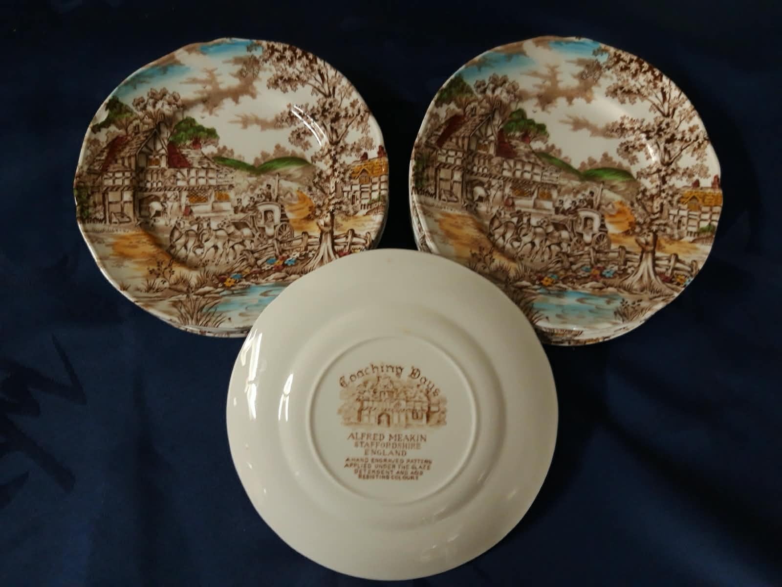gebakset staffordshire, Huis en Inrichting, Keuken | Servies, Ophalen, Porselein, Overige stijlen, Bord(en)