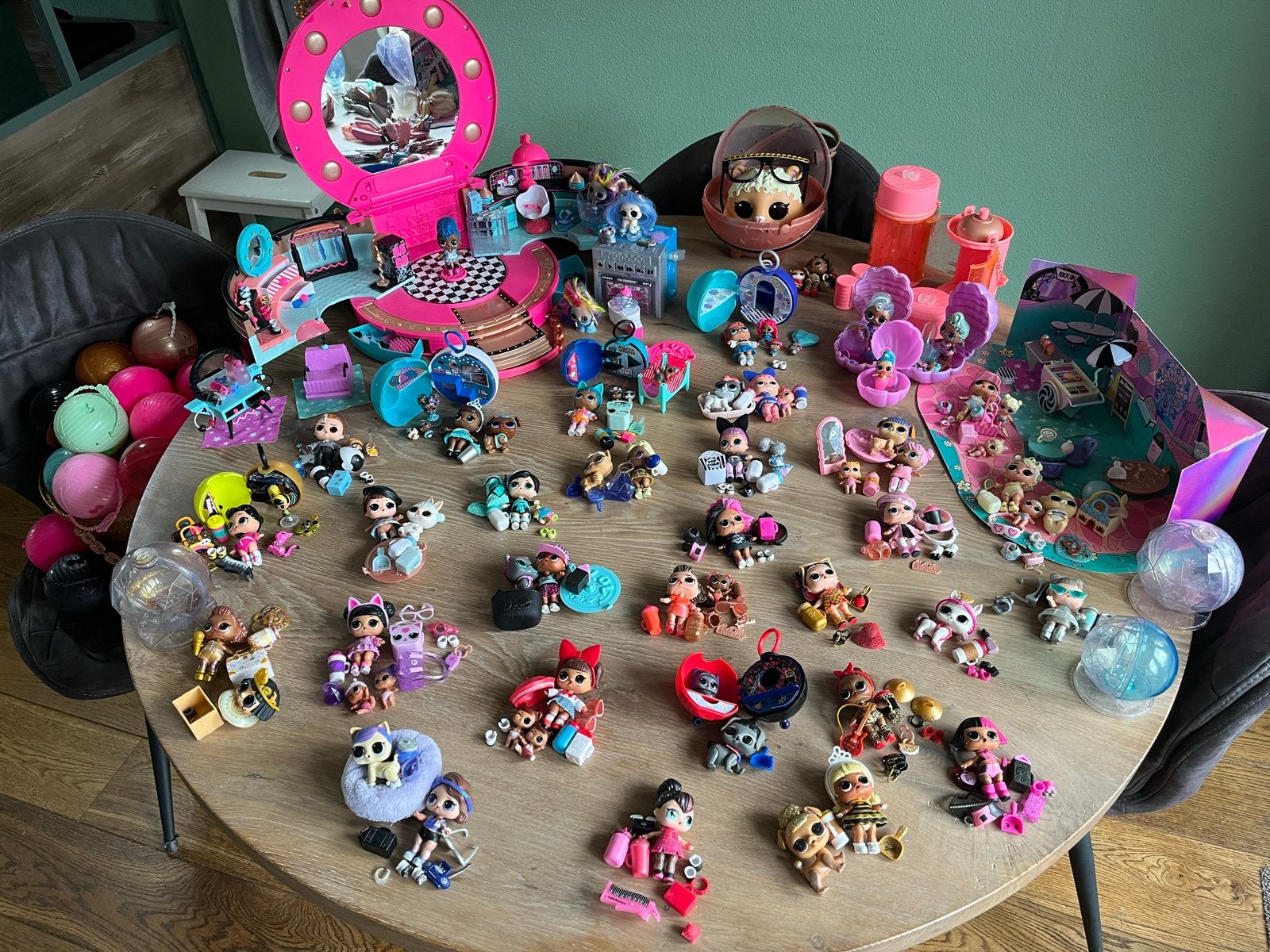 Grote collectie LOL Surprise poppen en accessoires, Ophalen of Verzenden, Zo goed als nieuw, Overige typen