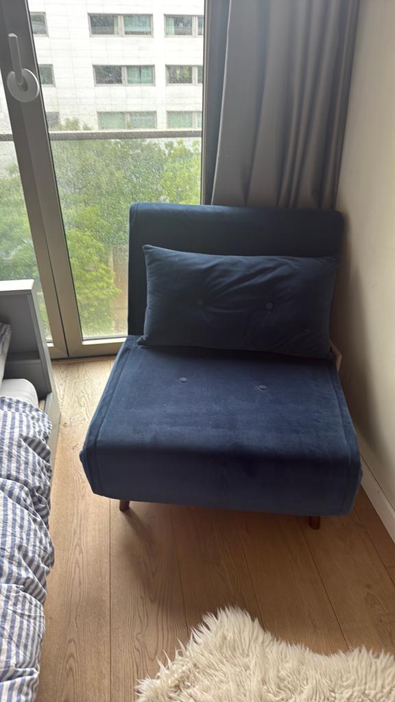 Slaapbank / stoel voor 1 persoon, Tweepersoons, 75 tot 100 cm, Ophalen of Verzenden, Zo goed als nieuw