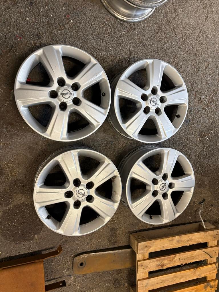 Mooie Opel velgen in goede staat, Ophalen of Verzenden