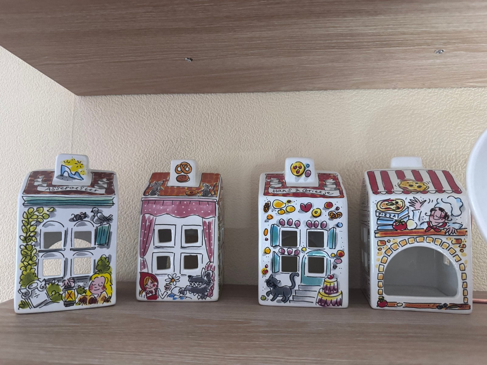Diverse blond huisjes ( 16 stuks), Ophalen, Overige typen, Nieuw, Modern