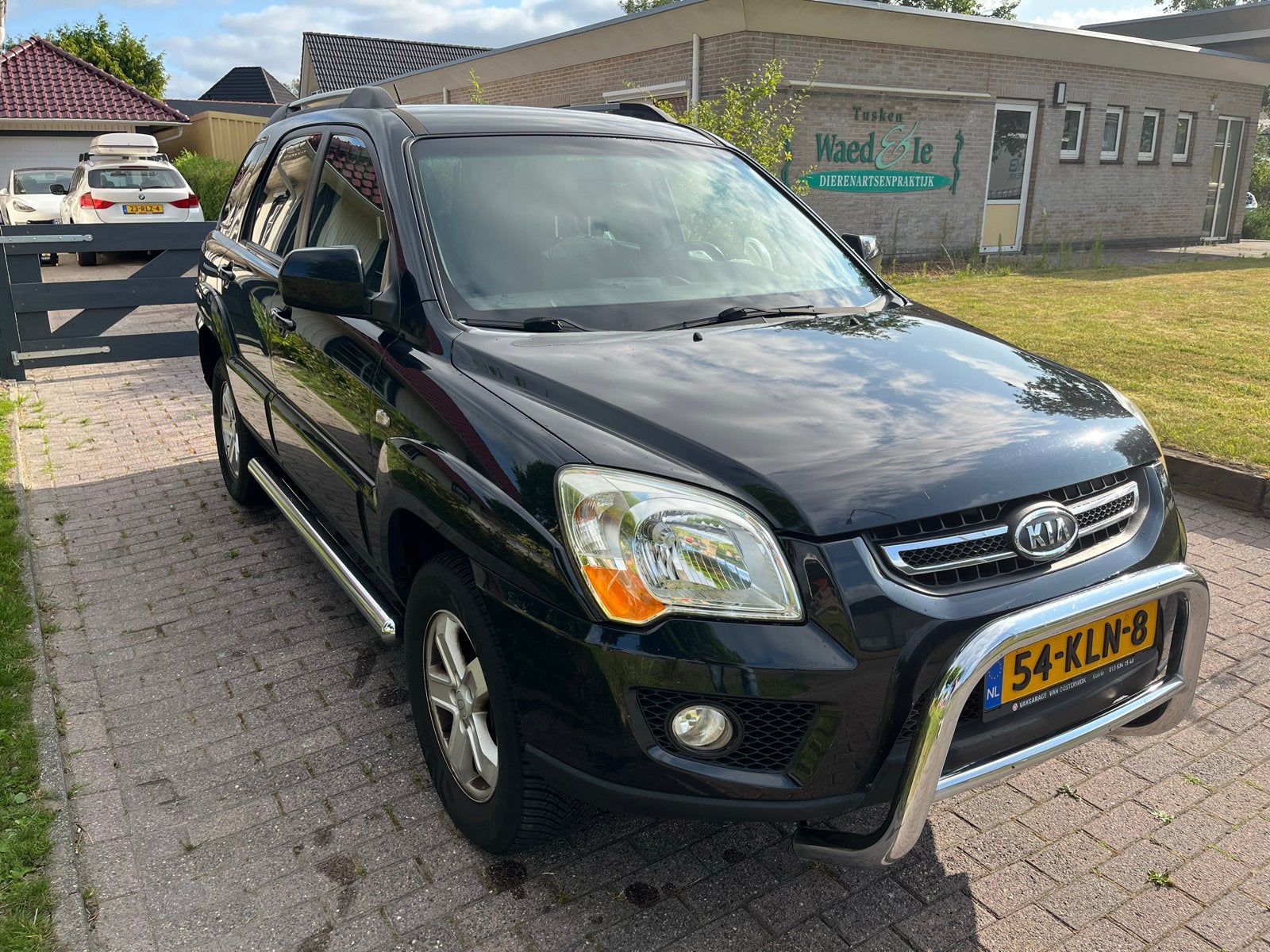 Kia Sportage 2.0 Cvvt X-tra Zwart Navigatie Airco Bullbars, Auto's, Kia, 1442 kg, Stof, Zwart, 4 cilinders