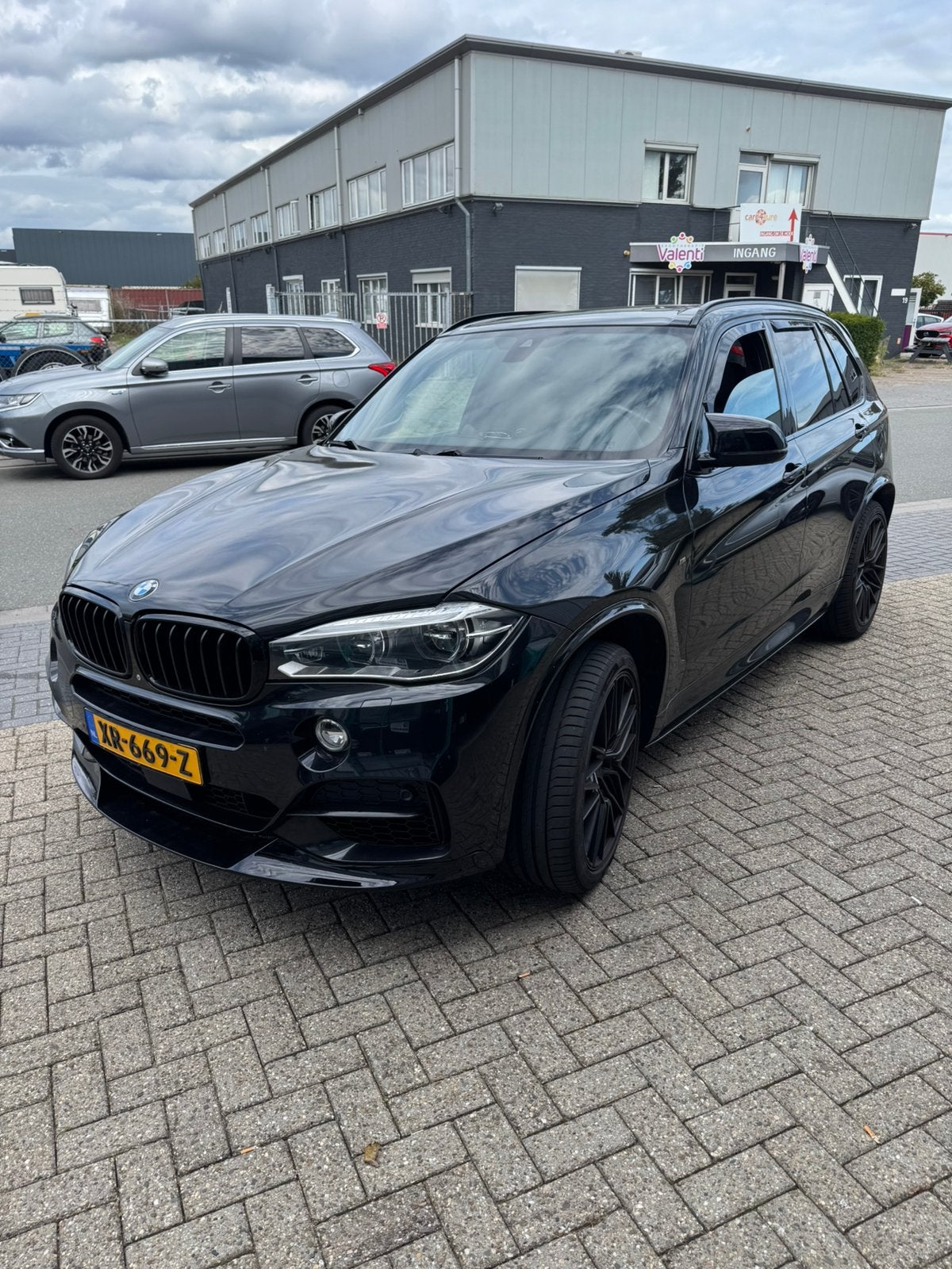 BMW X5 3.0 D M50d Xdrive AUT 2015 Zwart, Auto's, 15 km/l, 2165 kg, 2993 cc, Zwart