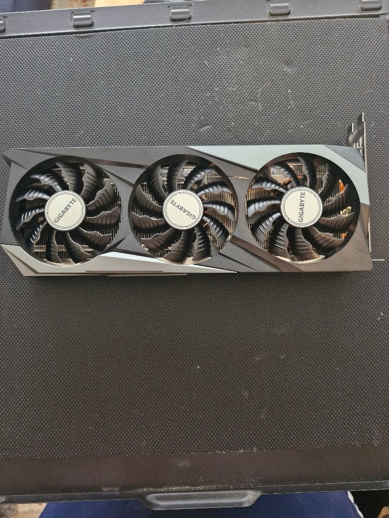Gigabyte GeForce RTX 3070 GAMING OC 8GB V2 LHR videokaart, Computers en Software, Videokaarten, Ophalen, Gebruikt, GDDR6, PCI