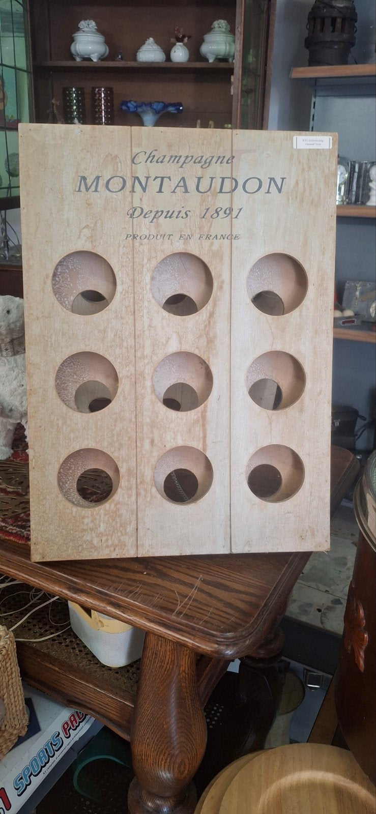 Mooi houten wijnrek voor 17 flessen - Champagne Montaudon, Ophalen