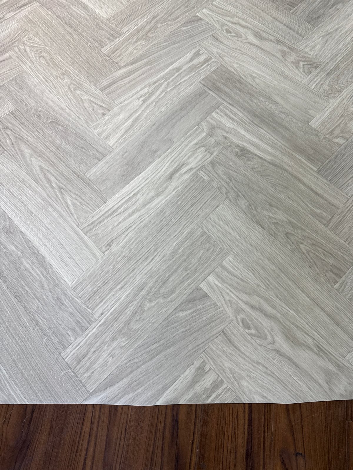 Coupon Vinyl Visgraat Vloerbedekking 1,40x2,70m Restant, Nieuw, Ophalen of Verzenden, Grijs, Minder dan 5 m²