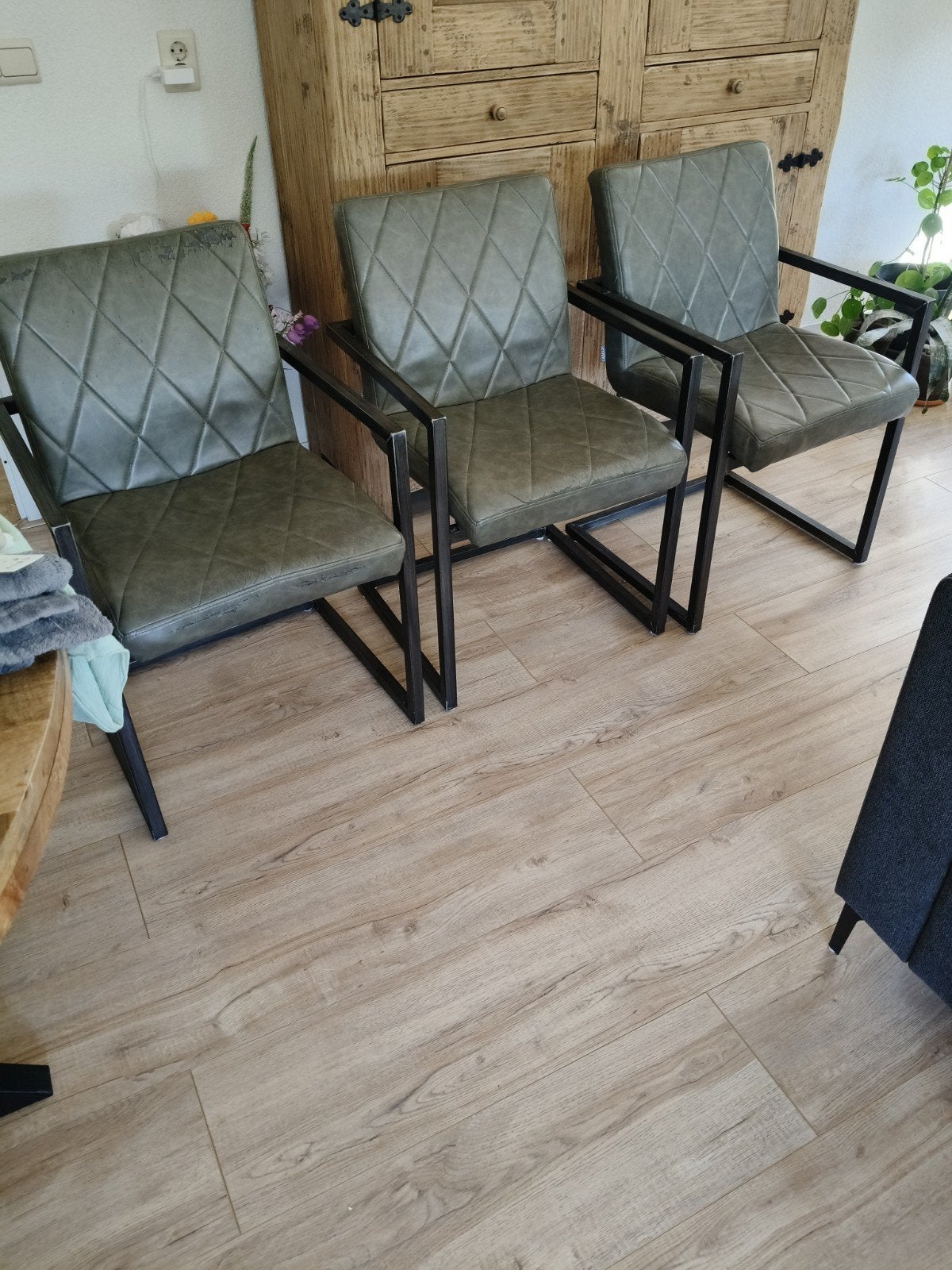 5 stoelen gebruikt, Huis en Inrichting, Stoffering | Vloerbedekking, Ophalen, Gebruikt, 75 m² of meer, Laminaat